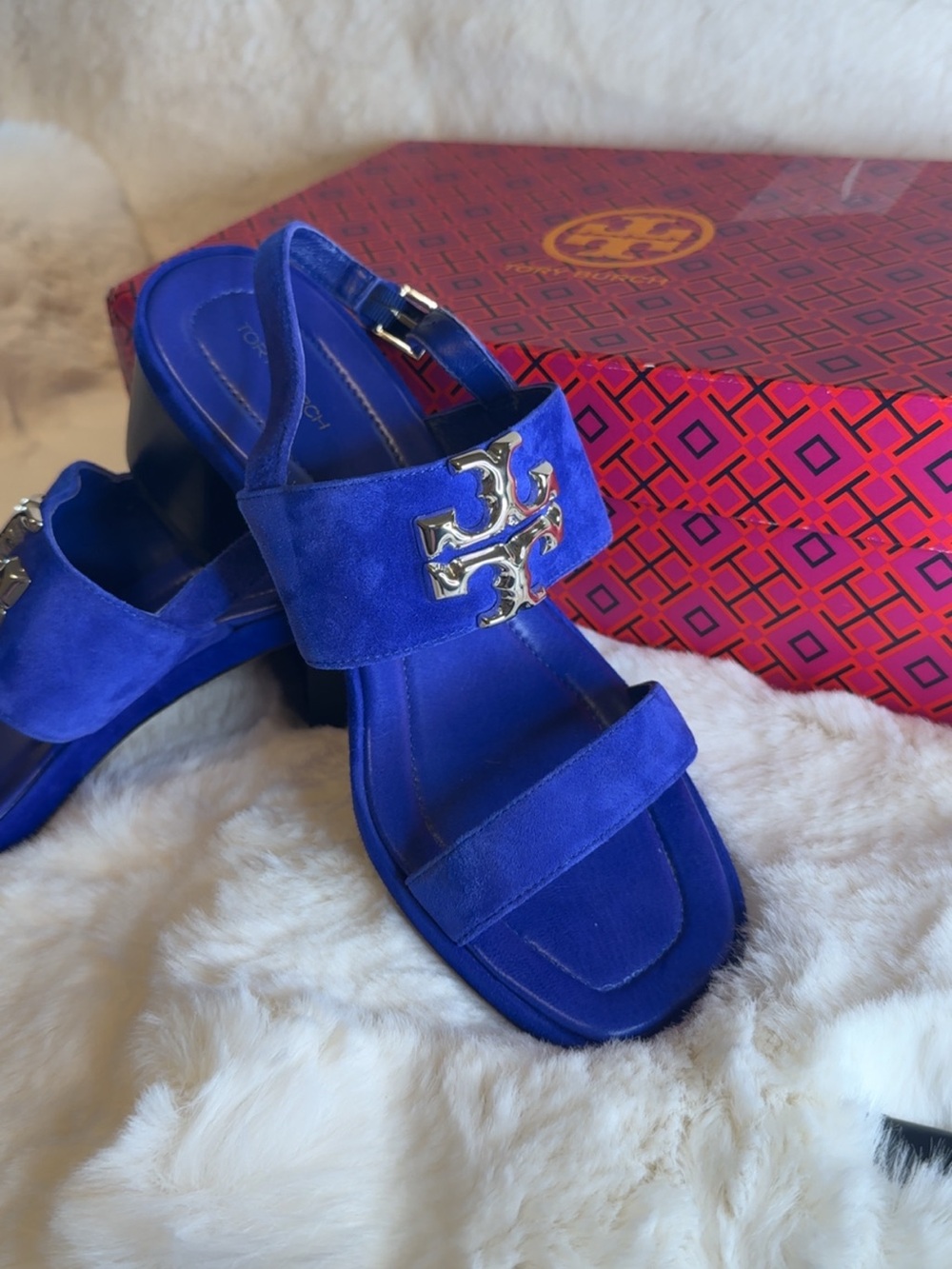 Tory Burch Cobalt Blue Suede Logo Slingback Sandals - Picture 4 of 6